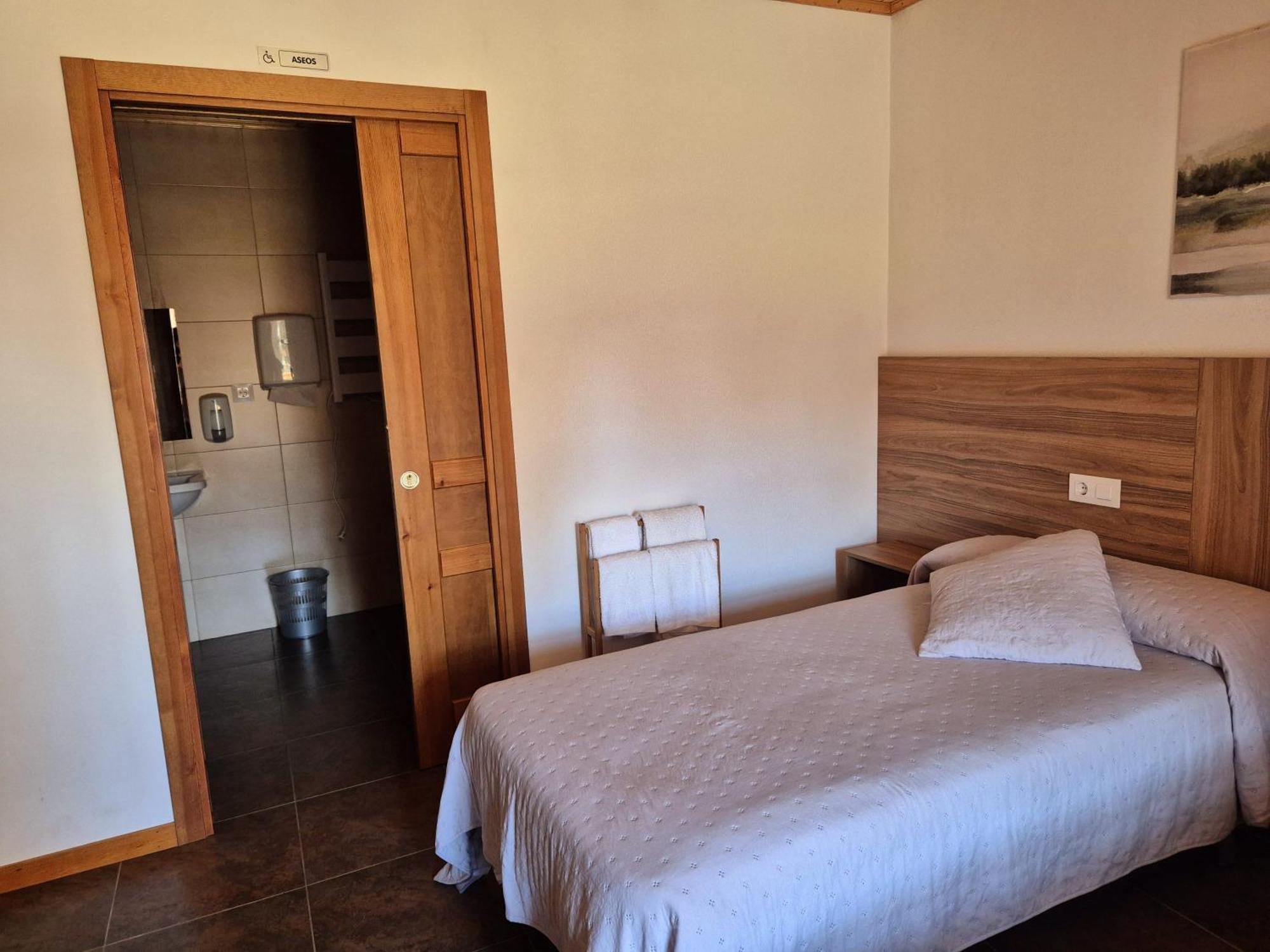 Albergue Rectoral San Mamede Da Pena Exclusive For Pilgrims Negreira Exterior foto